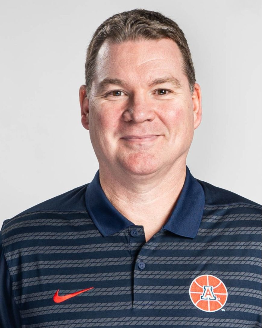 Head Coach Tommy Lloyd